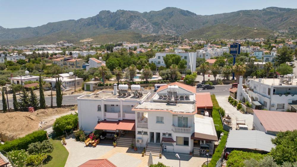 Hotel Citrus Tree Gardens Karavas  Zewnętrze zdjęcie