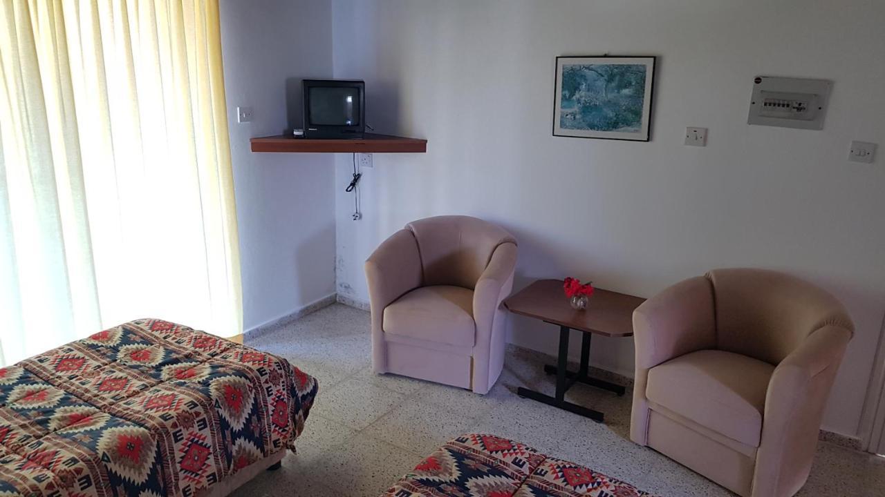 Hotel Citrus Tree Gardens Karavas  Zewnętrze zdjęcie