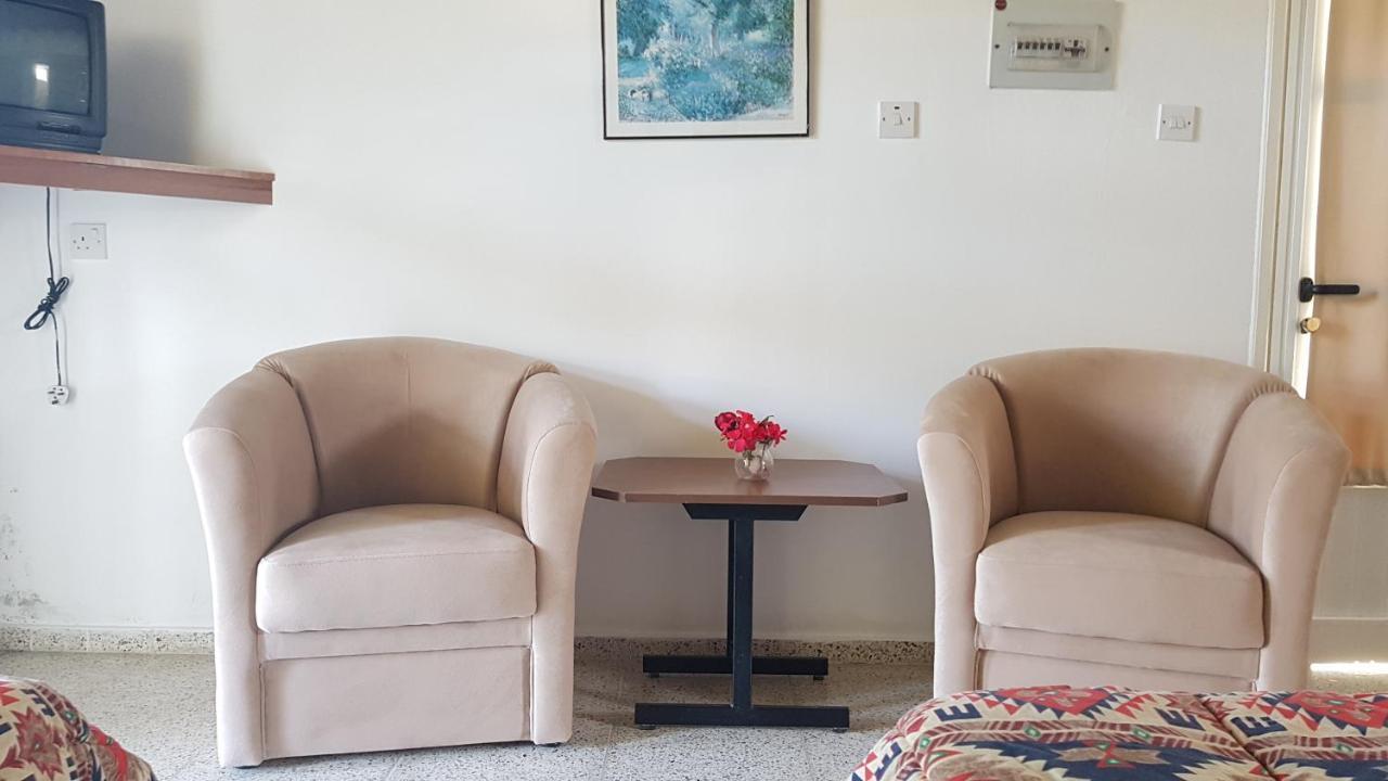 Hotel Citrus Tree Gardens Karavas  Zewnętrze zdjęcie
