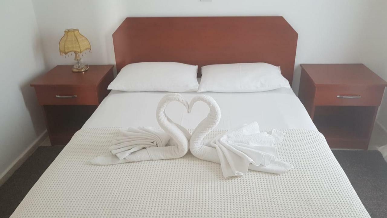 Hotel Citrus Tree Gardens Karavas  Zewnętrze zdjęcie